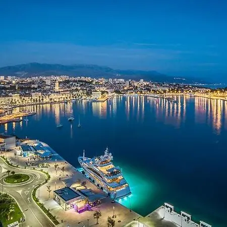 Πανσιόν Filipovic 3*